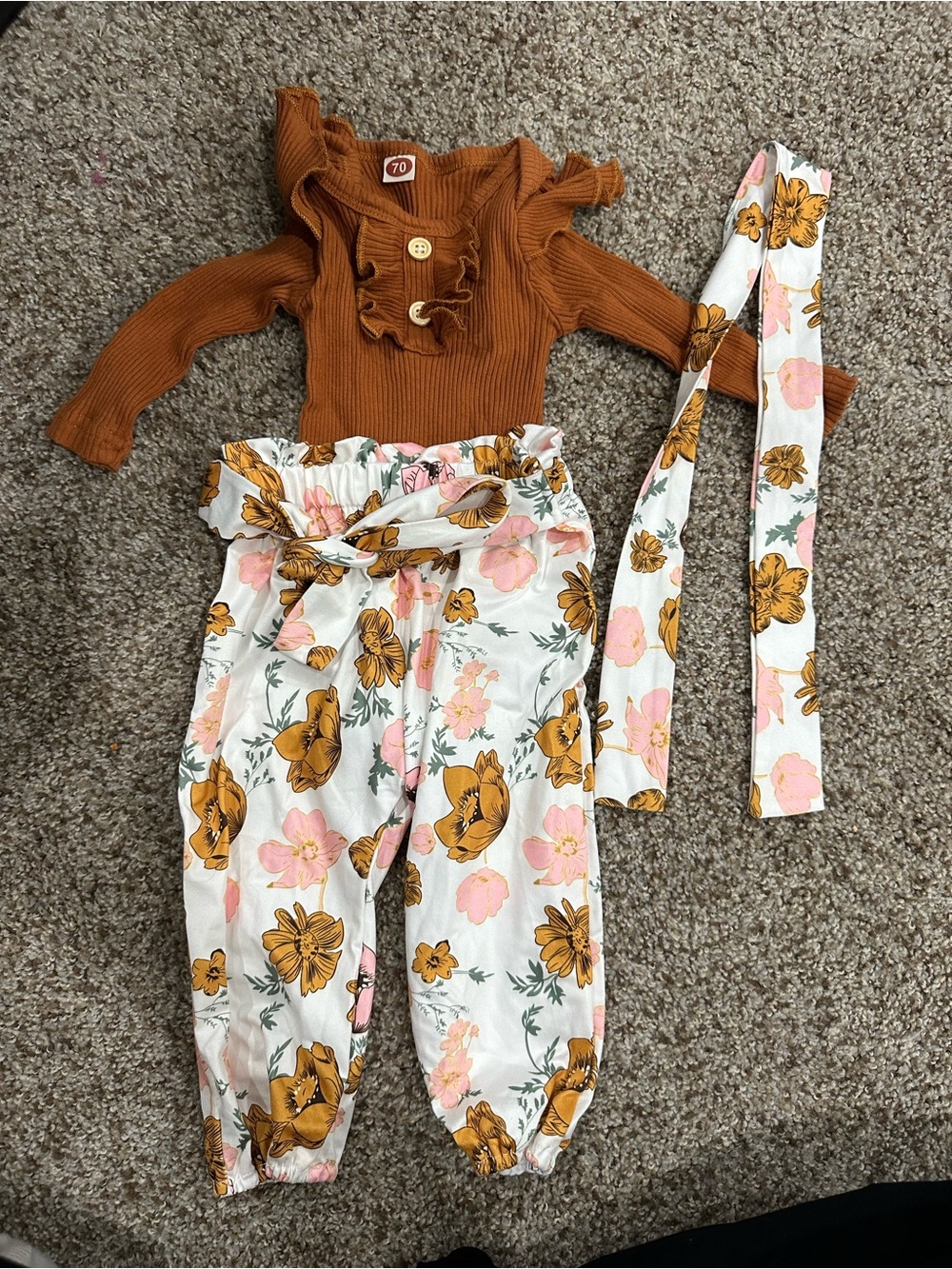 Amazon Kids Matching Set - Rust Top with White Floral Pants and Headband
